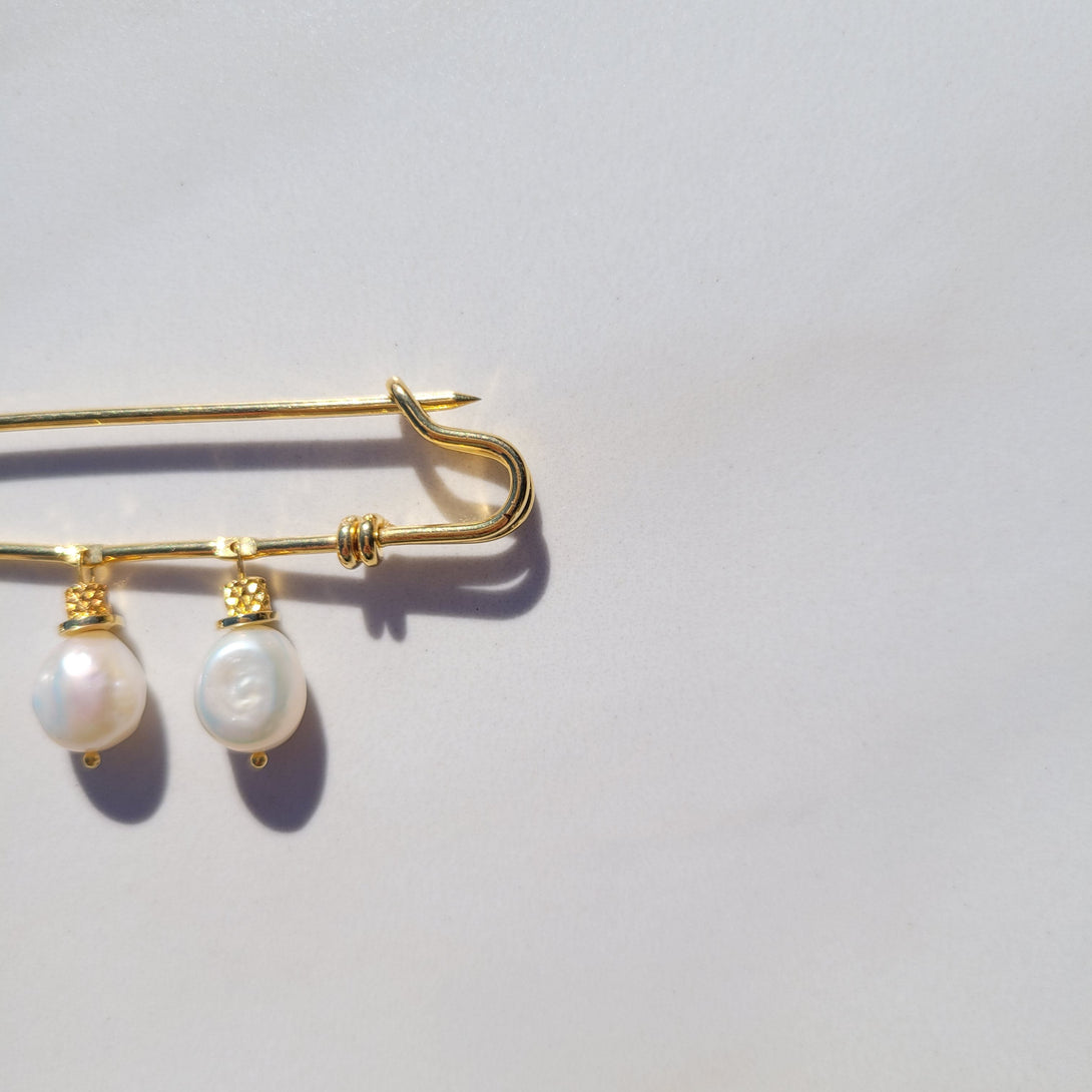 The Vintage Trinity Pearl Pin