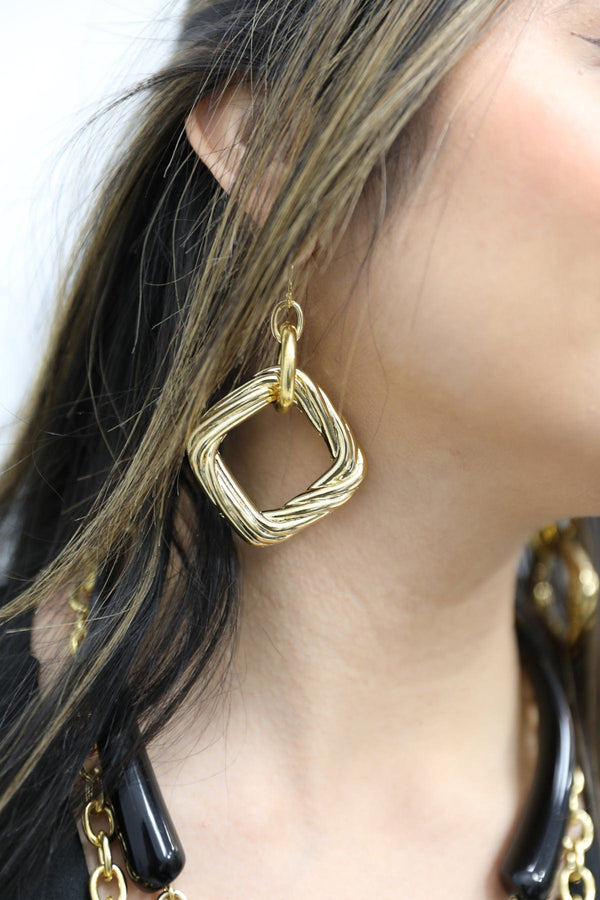 Vintage Gold Twisted square Earrings