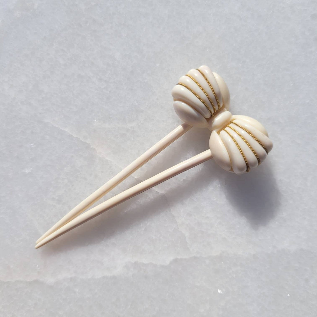Vintage Italian Wire Wrapped Bow Shaped Hair Pin