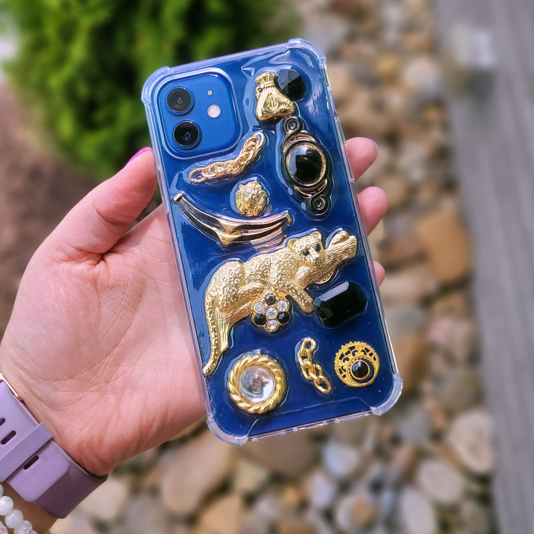 Vintage Lazy Cheetah Phone Case