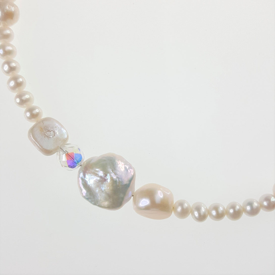 White Glitter Necklace