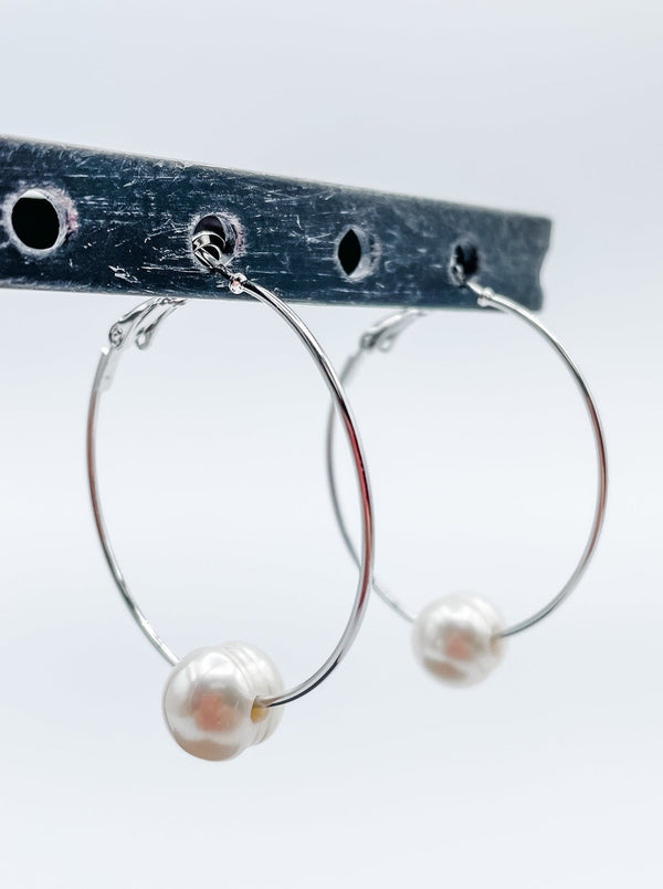 Women's 1.5" Hoop Earrings Silver with Freshwater Pearls