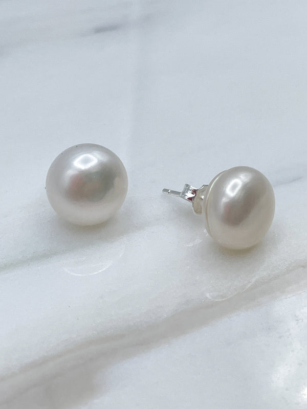 Women's 12mm Pearl Stud Earrings