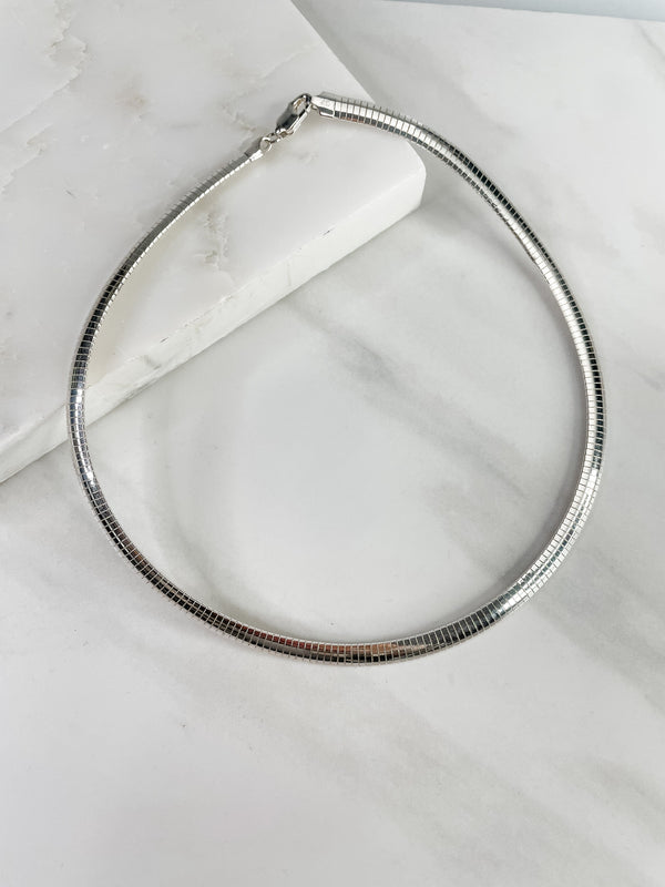Women's 16" Flat Snake Chain Choker Necklace in Silver