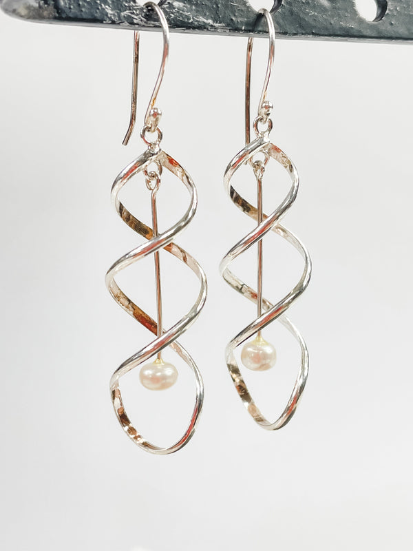 Women's Sterling Silver Swirl Dangle Earring With Small Pearl