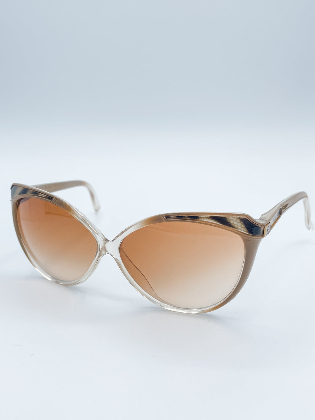 Women's Vintage Cat's Eye Shaped Sunglasses